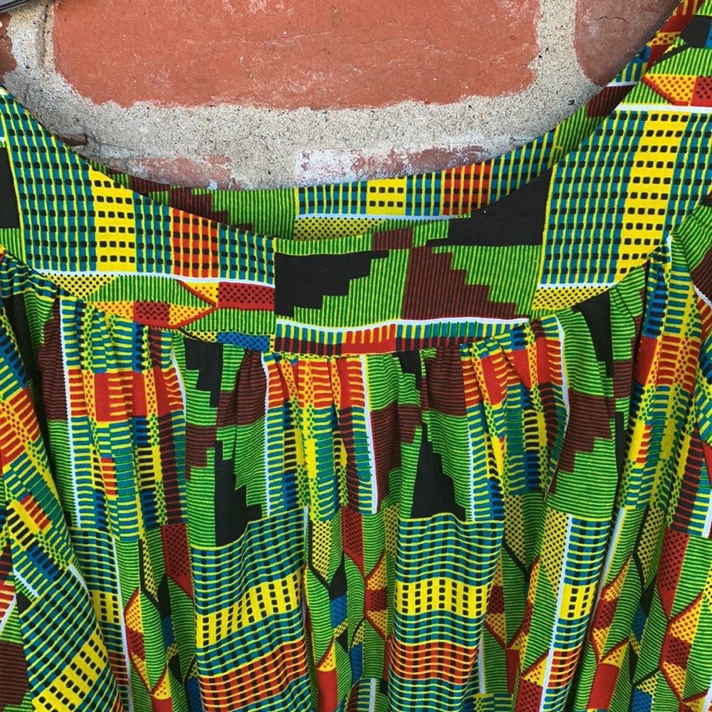 Beautiful Handmade Tunic - Picture 3 of 9